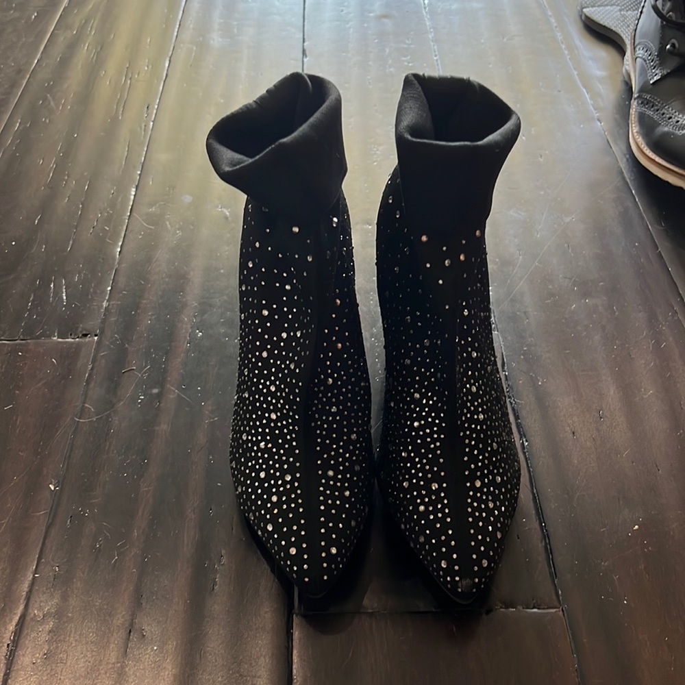 Wild diva ankle booties black with Rhinestone size 7